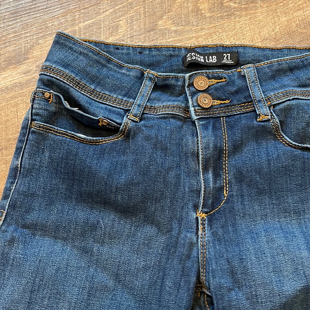 Design lab jeans size 27 like new